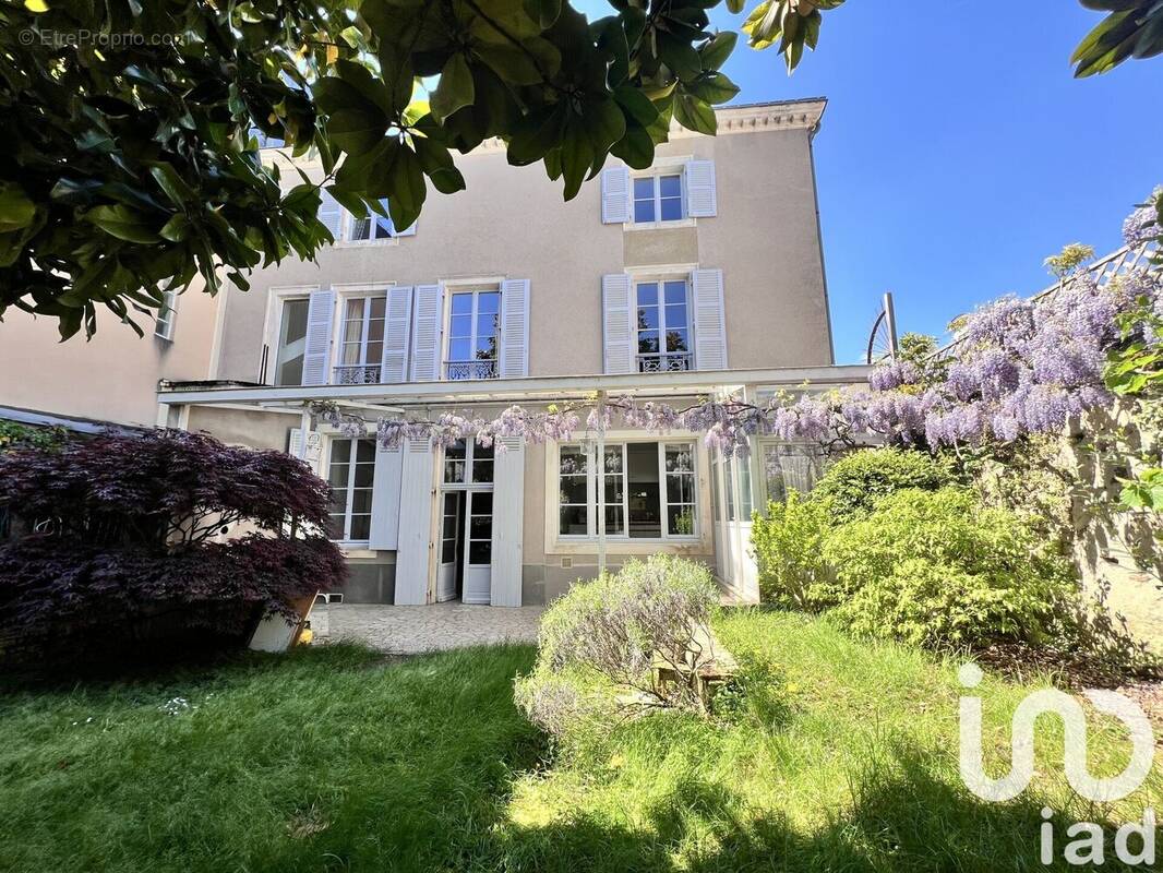 Photo 1 - Maison à LE MANS