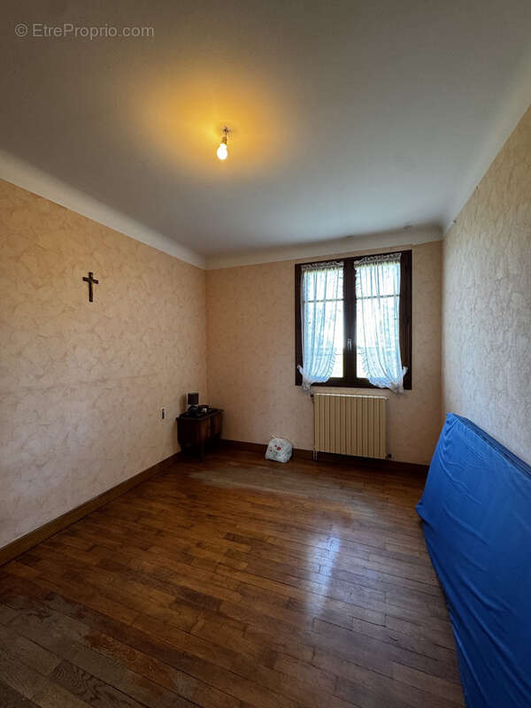 Maison à QUINS