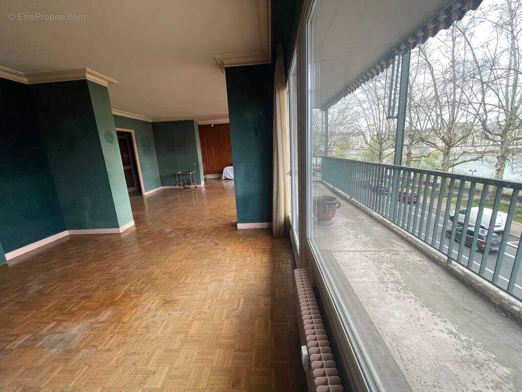 Appartement à LYON-4E