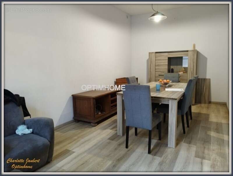 Appartement à CHALAIS