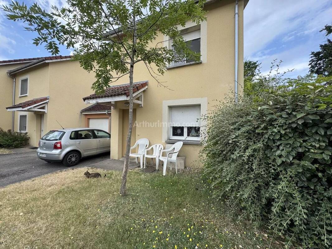 Maison à MORESTEL
