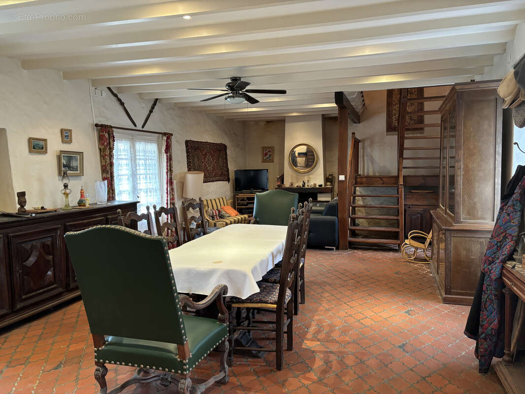 Maison à CAUZAC