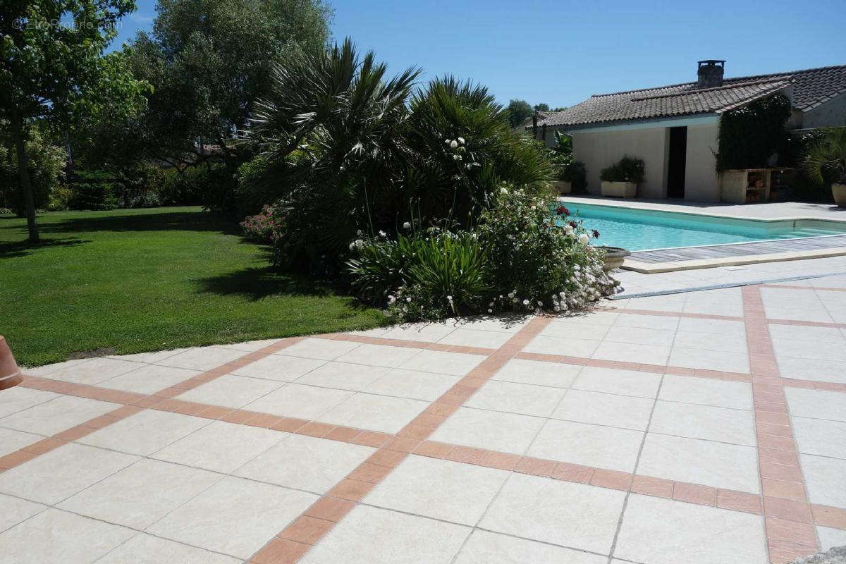 Maison à ANGLADE