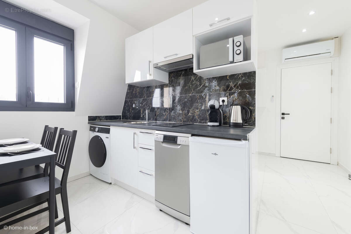 Appartement à PARAY-VIEILLE-POSTE