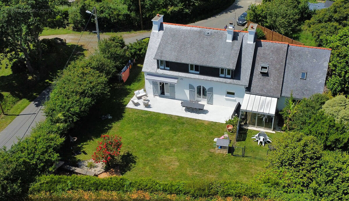 Maison à TREBEURDEN