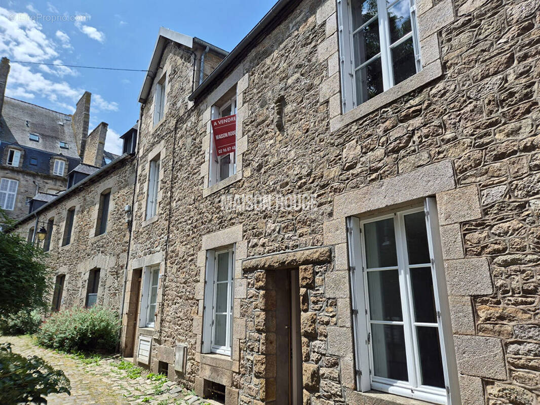 Maison à DINAN