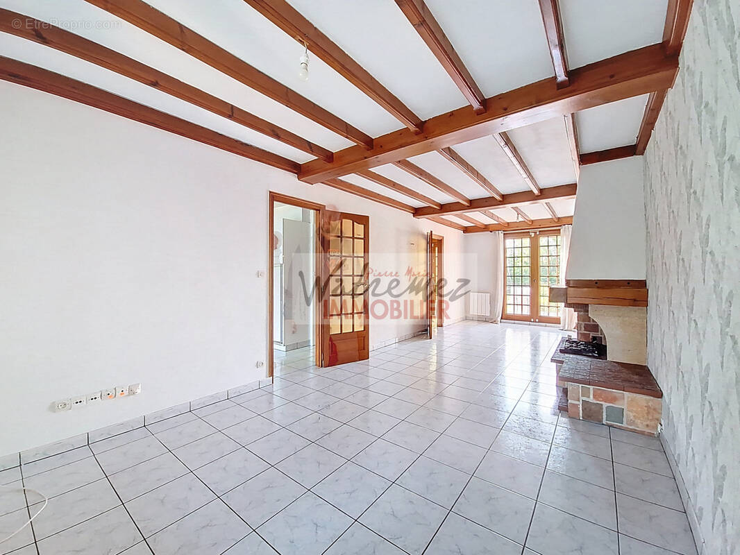 Maison à CRESPIN