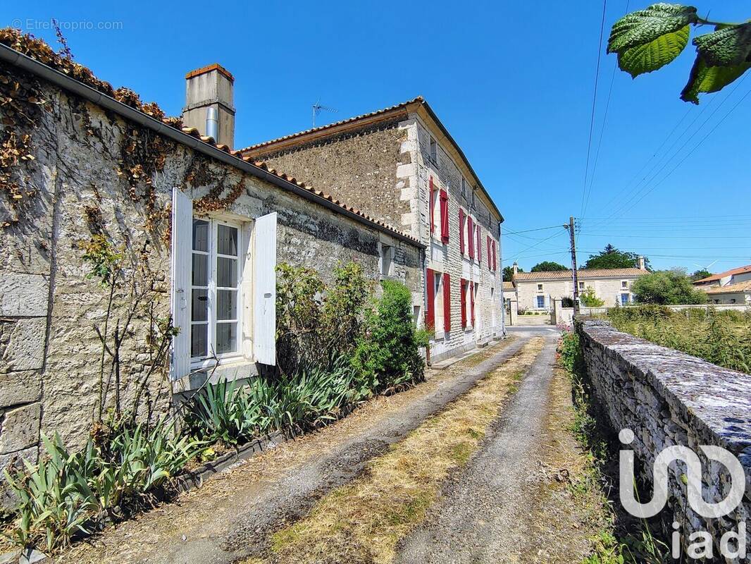 Photo 1 - Maison à NIEUL-SUR-L&#039;AUTISE