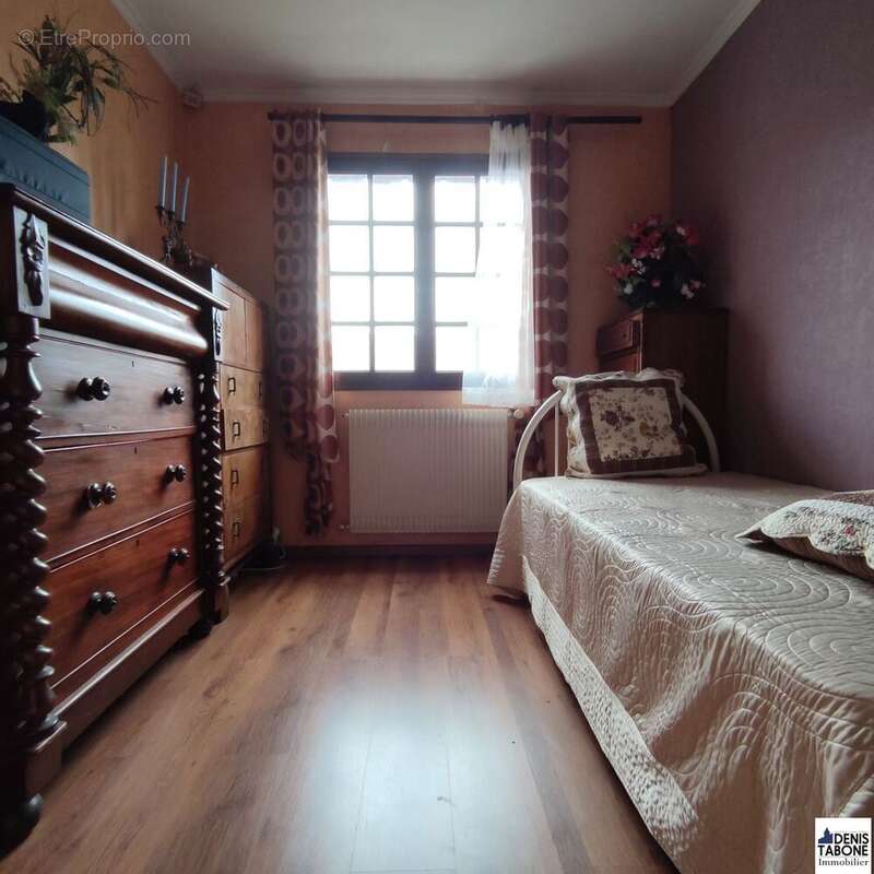 Maison à MARGENCY