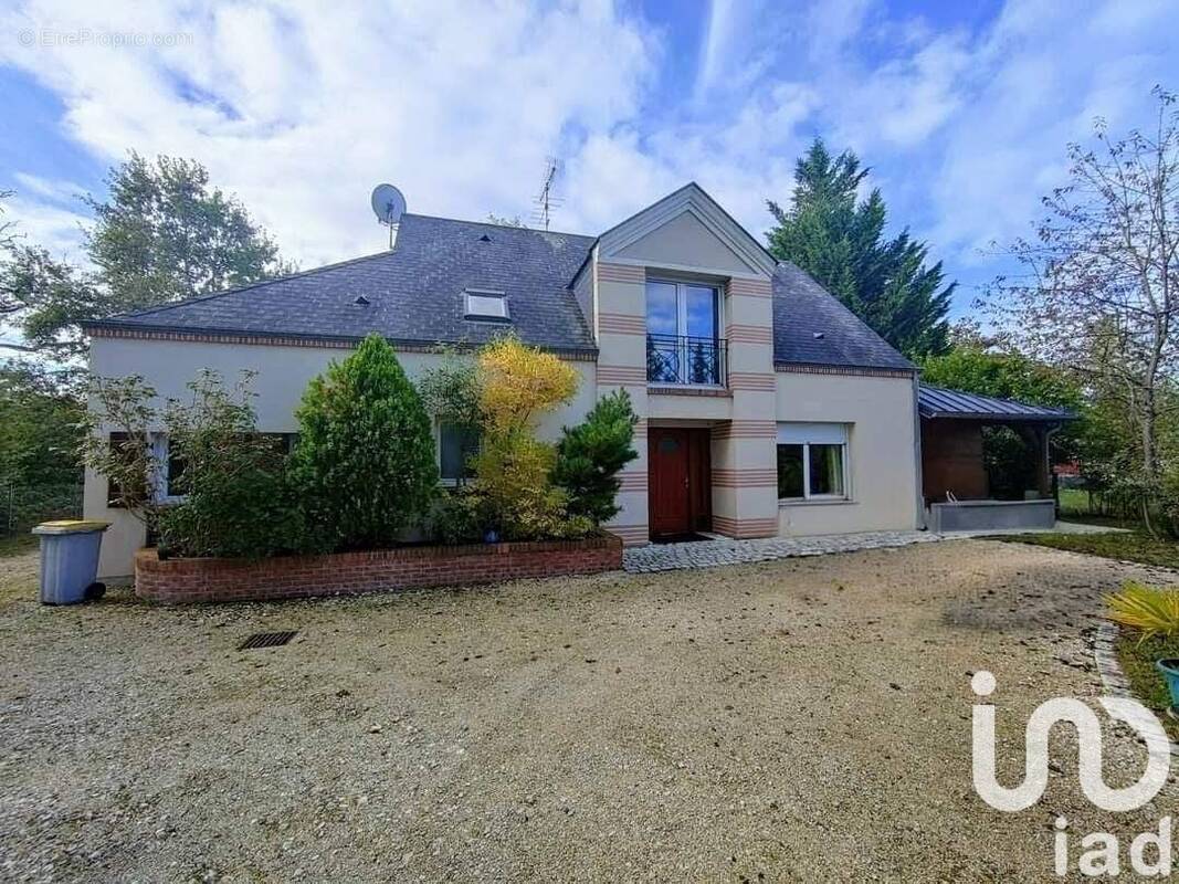 Photo 1 - Maison à NOGENT-SUR-VERNISSON