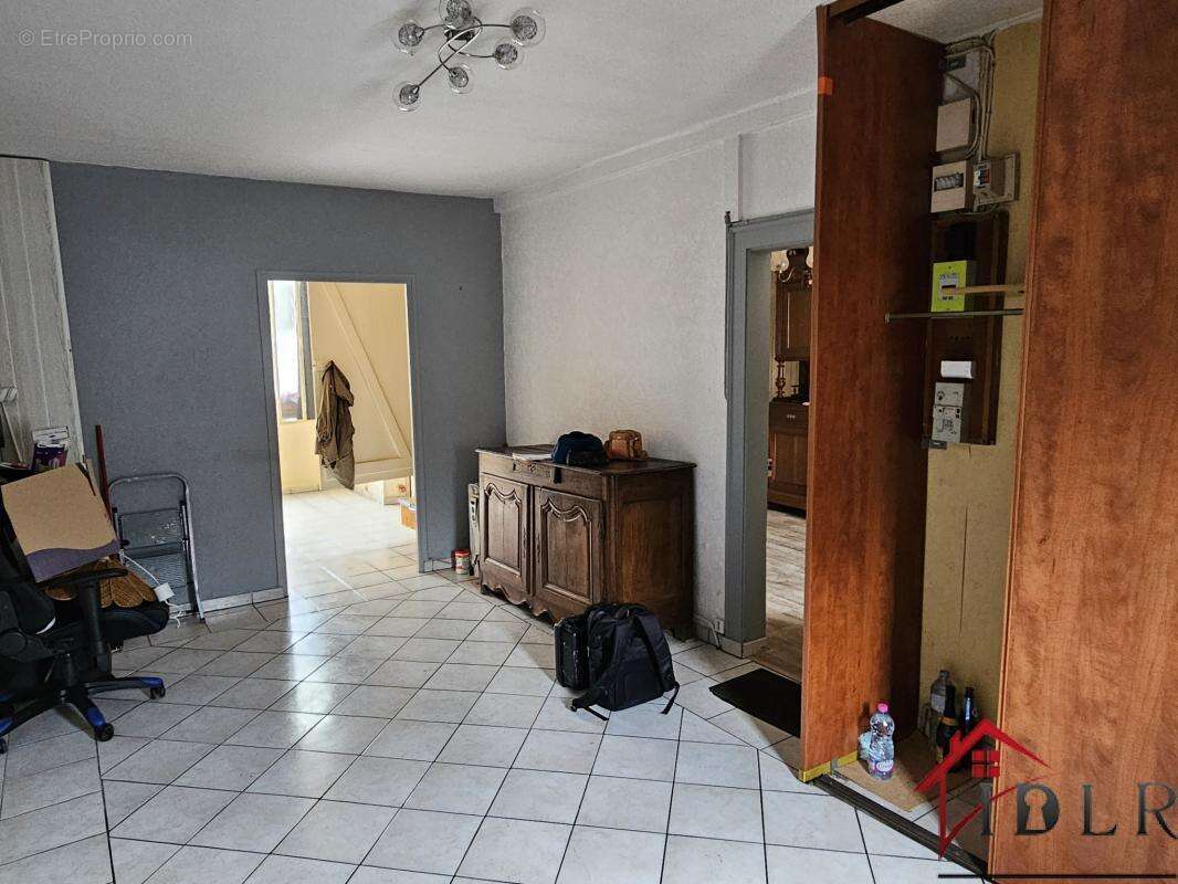 Maison à WASSY