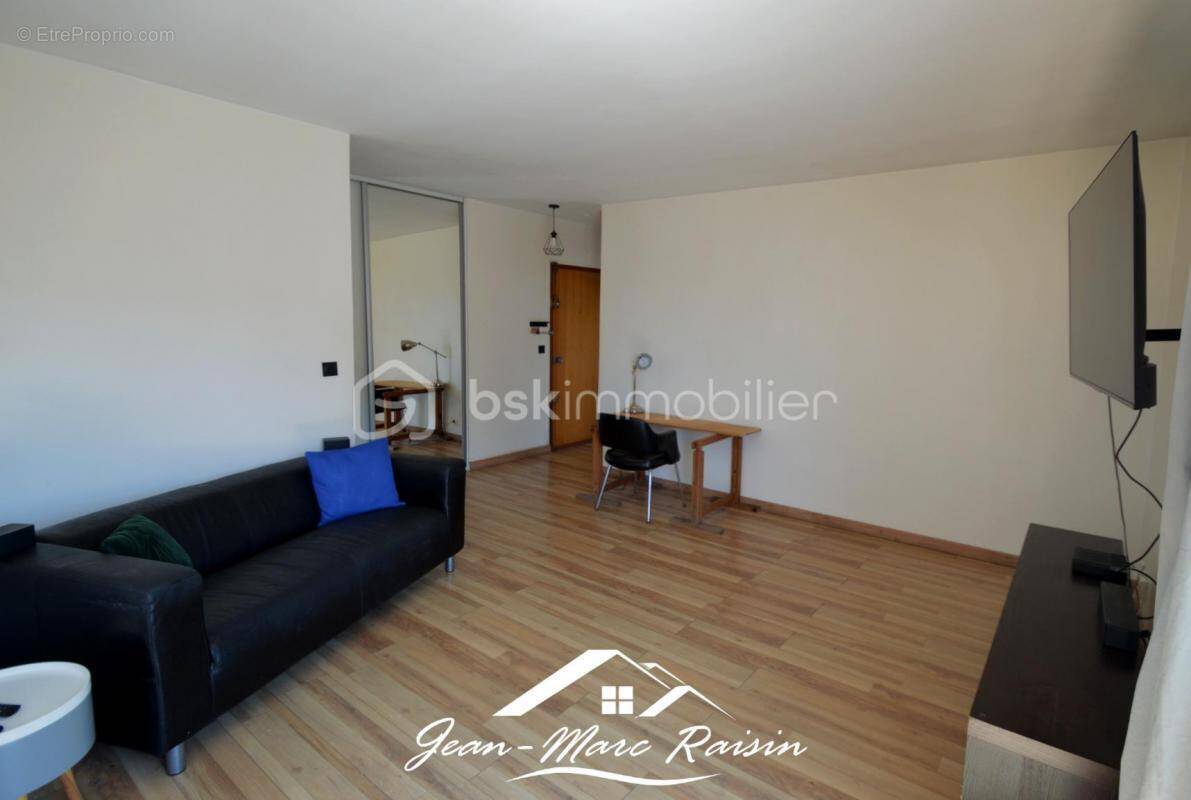 Appartement à AULNAY-SOUS-BOIS