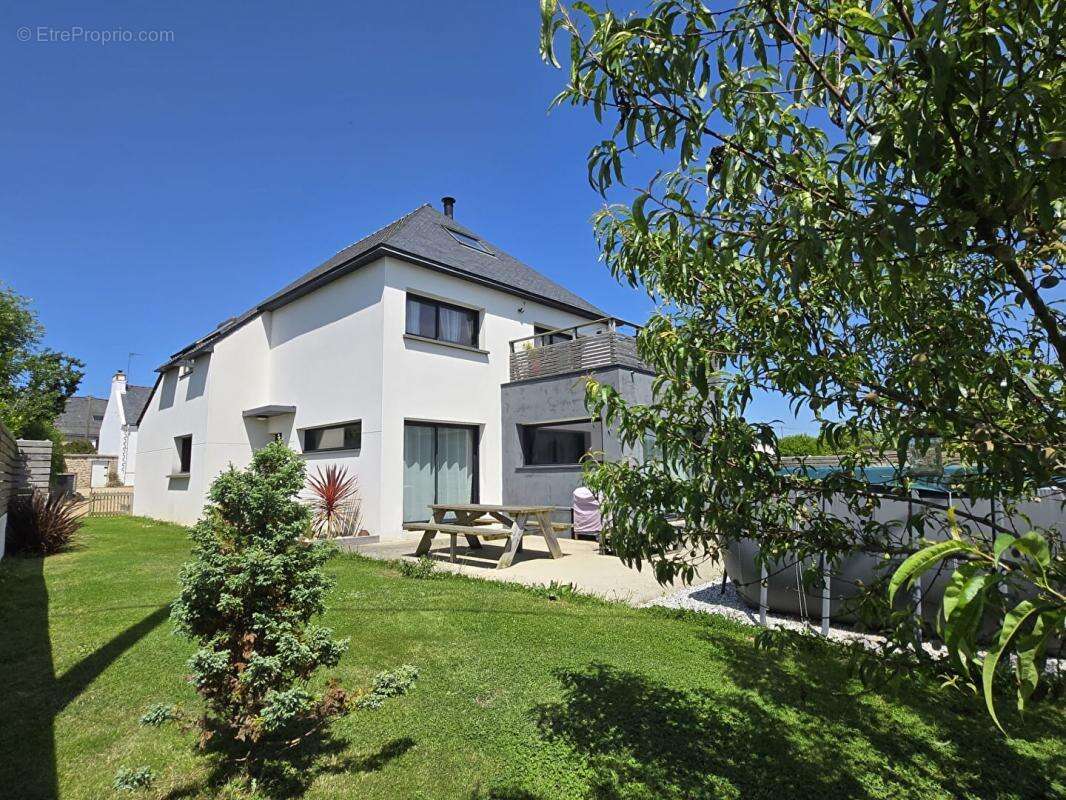 Maison à PLOUHINEC