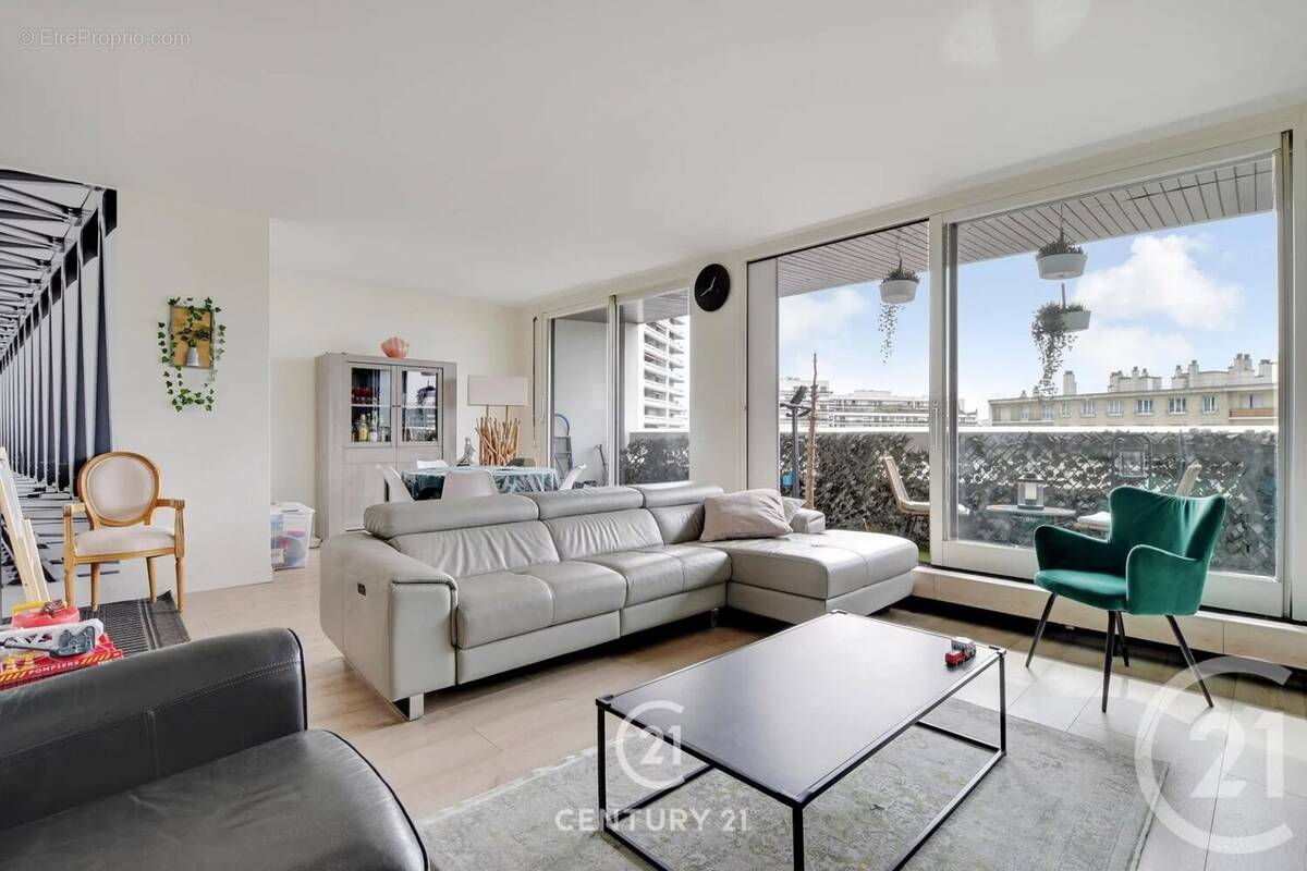 Appartement à PARIS-15E