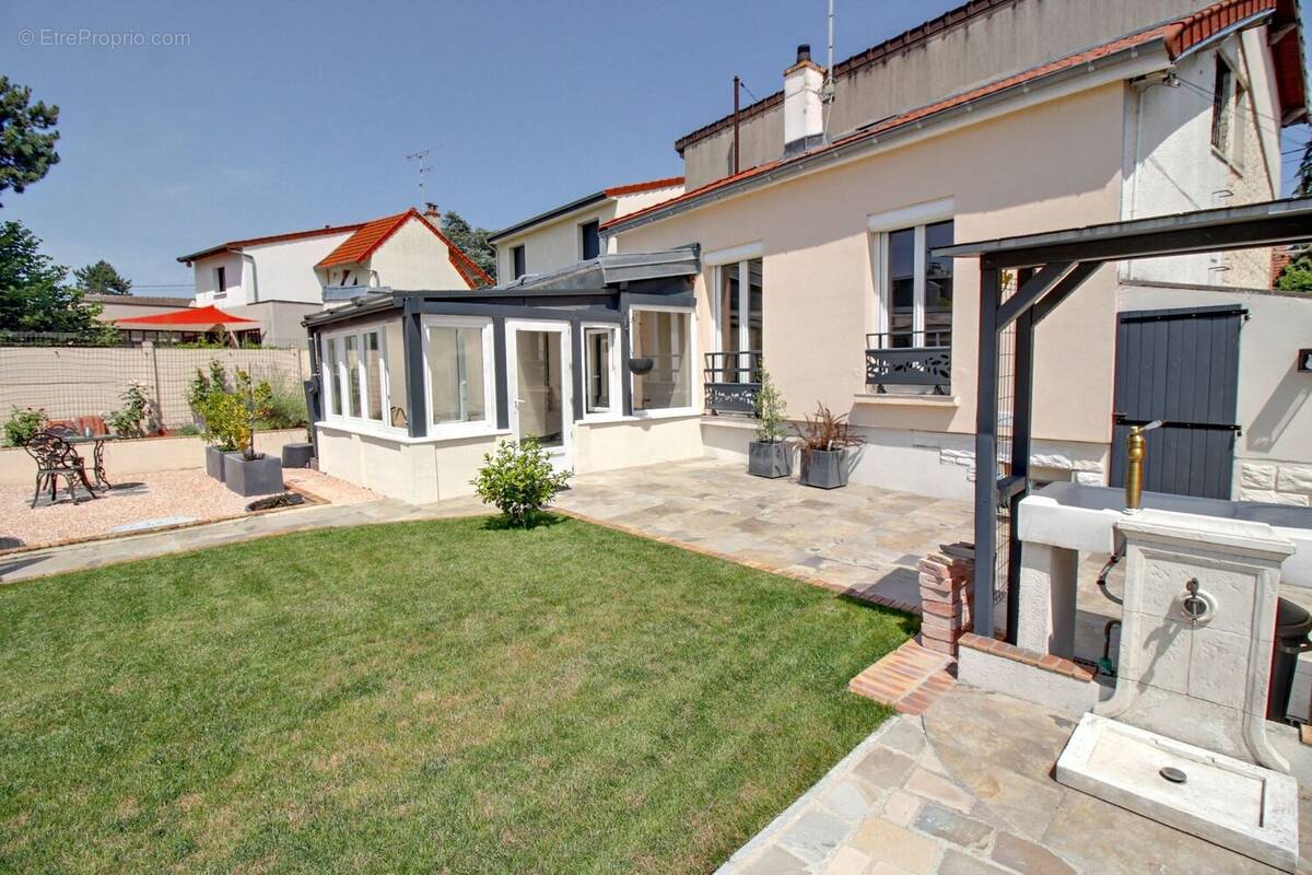 Maison à CONFLANS-SAINTE-HONORINE