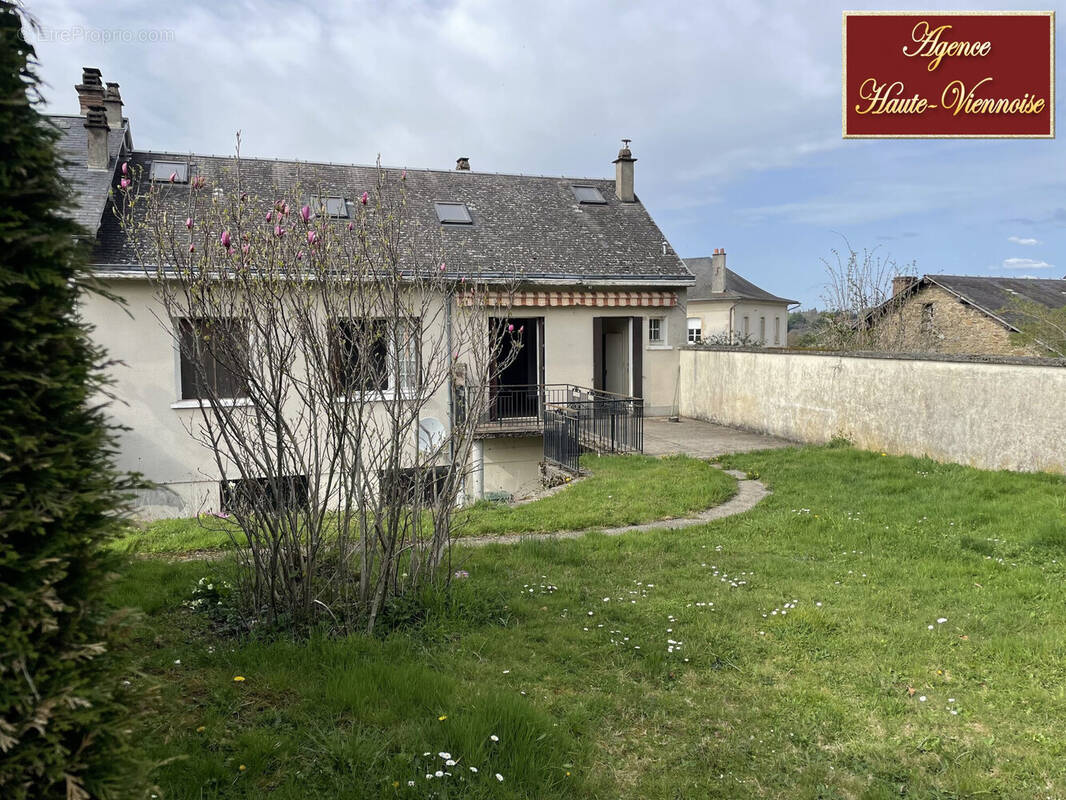 Maison à CHATEAUNEUF-LA-FORET
