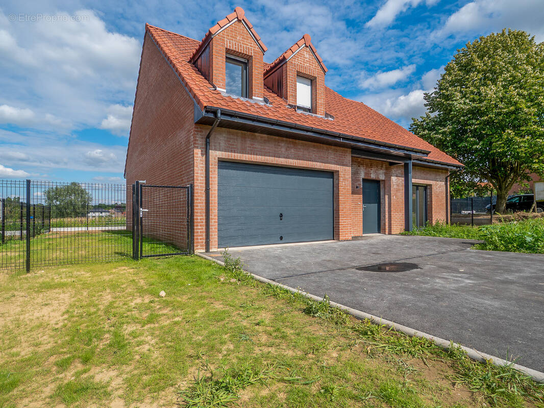 Maison à GENECH