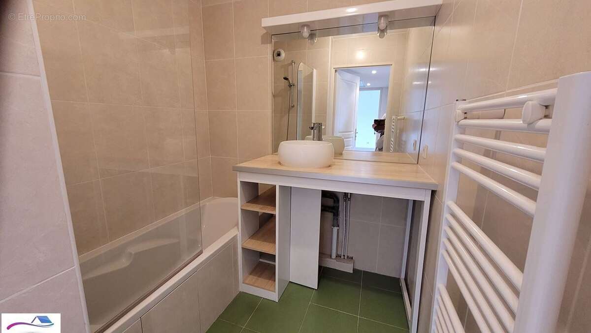 Appartement à MANDELIEU-LA-NAPOULE