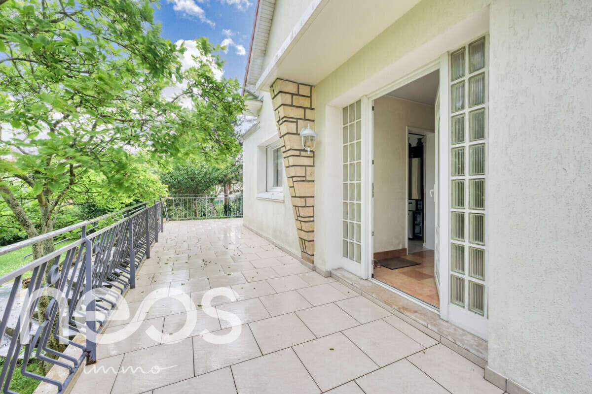 Maison à MAISONS-ALFORT