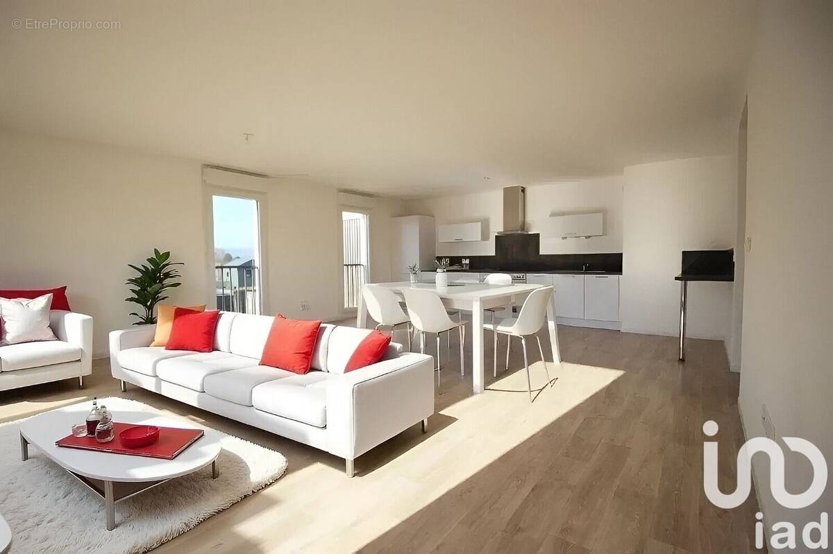 Photo 1 - Appartement à BEZANNES