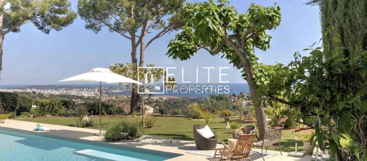 Maison à ANTIBES