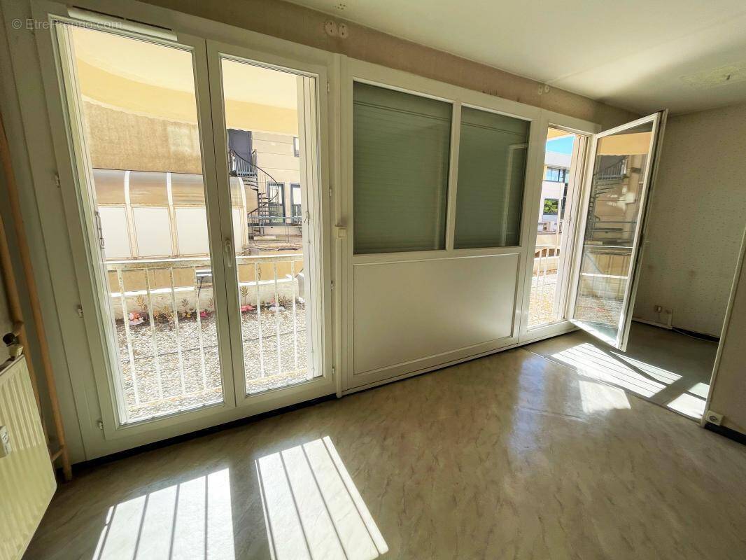 Appartement à VITROLLES