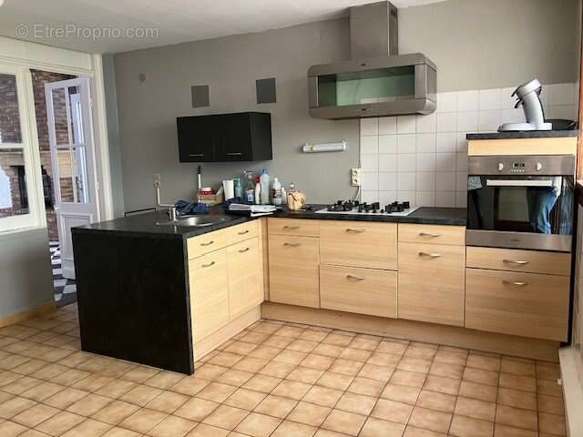 Maison à LESTREM