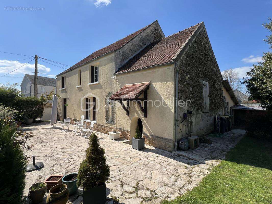 Maison à CHOISY-EN-BRIE