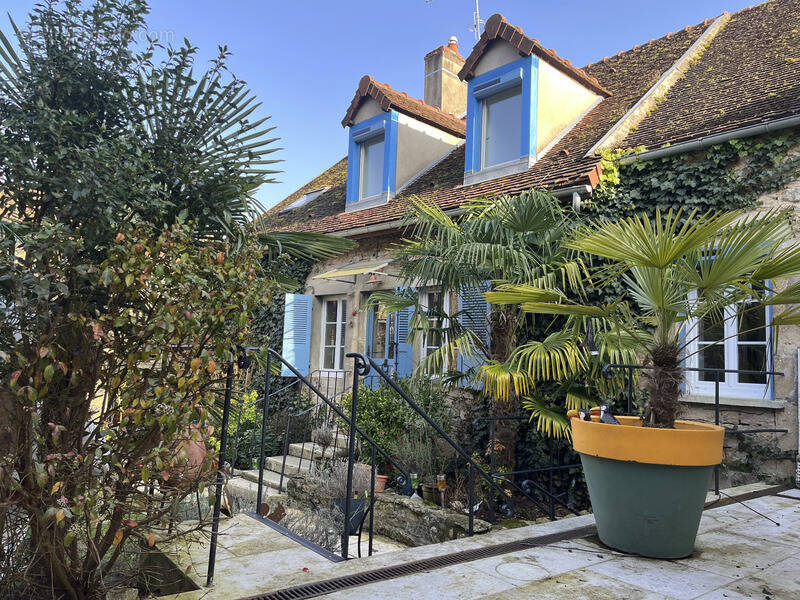 Maison à MONTBARD