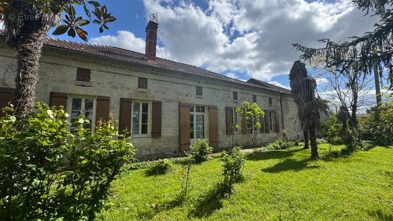 Maison à PUYMIROL