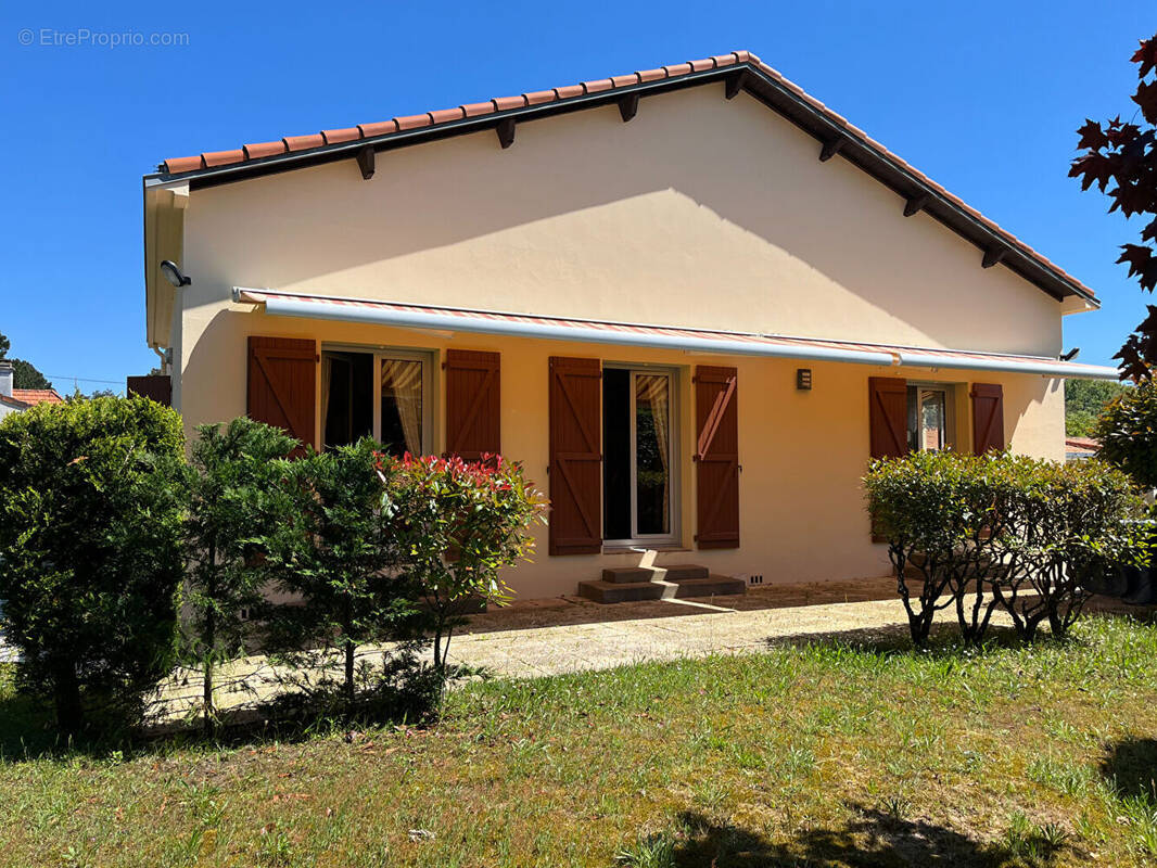 Maison à SAINT-MICHEL-CHEF-CHEF