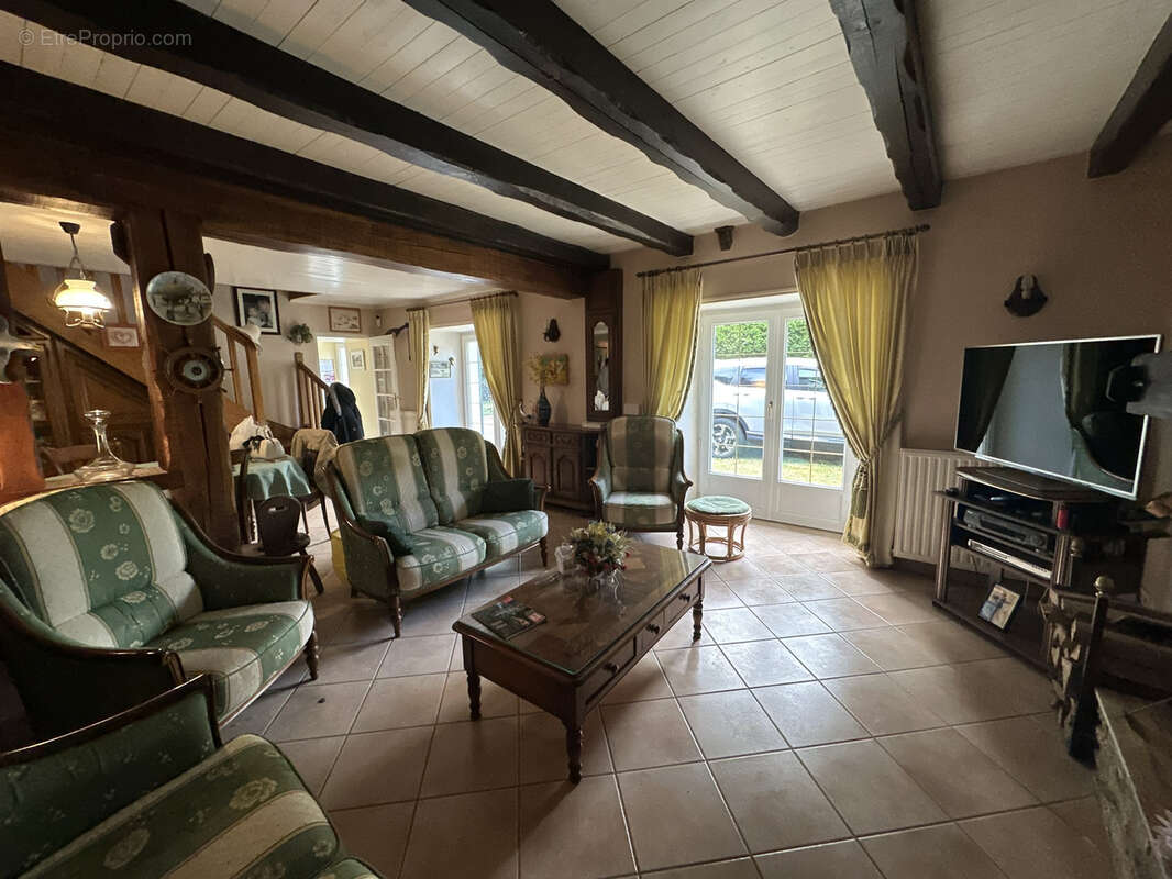 Maison à CAMORS