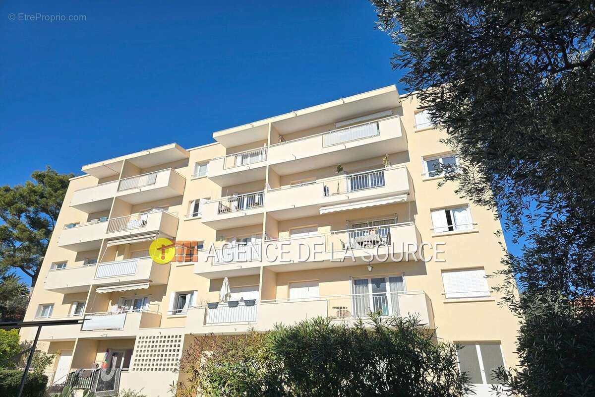 Appartement à LE CANNET