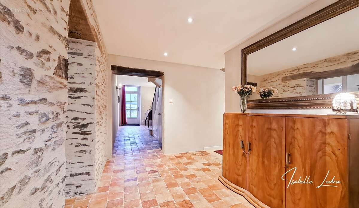 Maison à ISSE