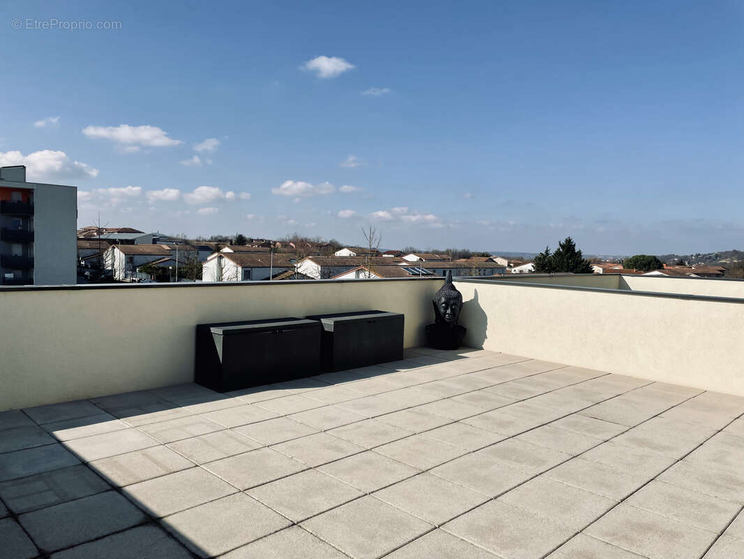 Appartement à L&#039;ISLE-D&#039;ABEAU