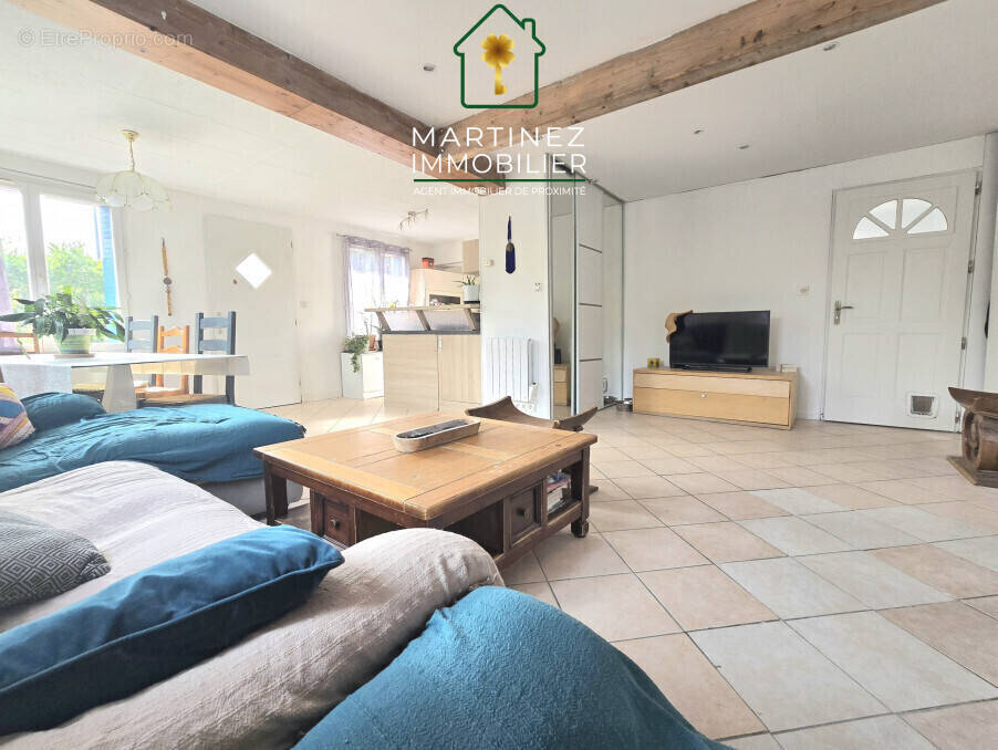 Maison à MIONS