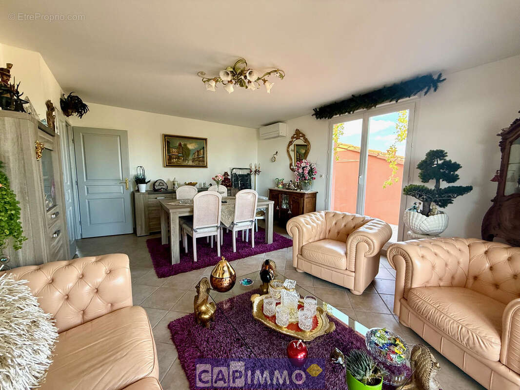 Appartement à HYERES