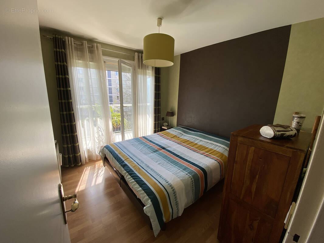 Appartement à MAISONS-ALFORT