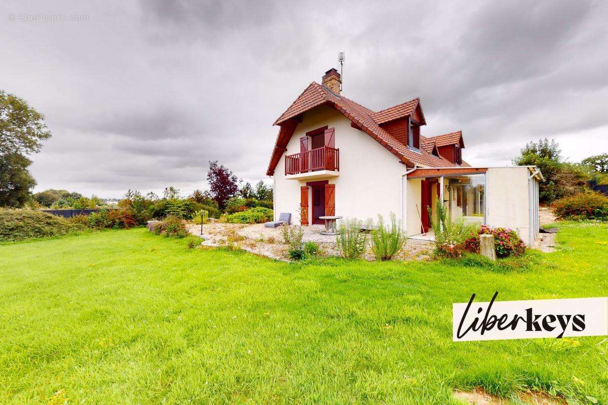 Maison à ANGERVILLE-L&#039;ORCHER