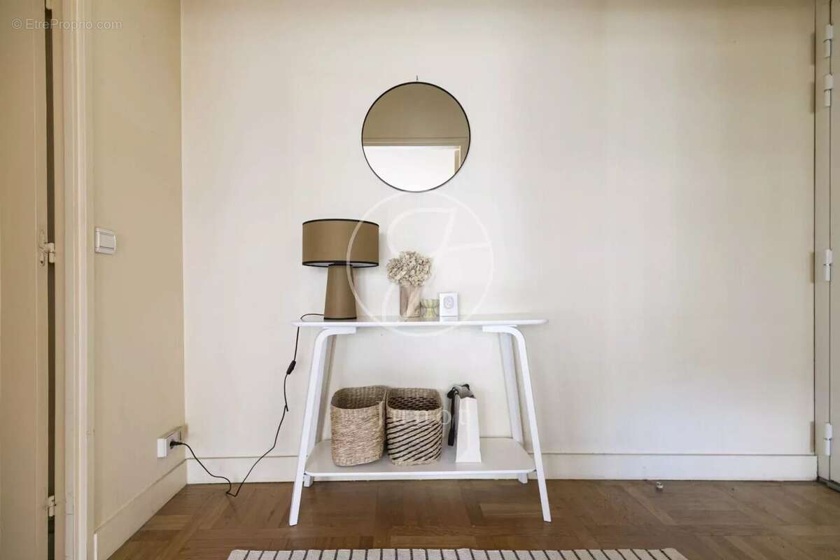 Appartement à PARIS-15E