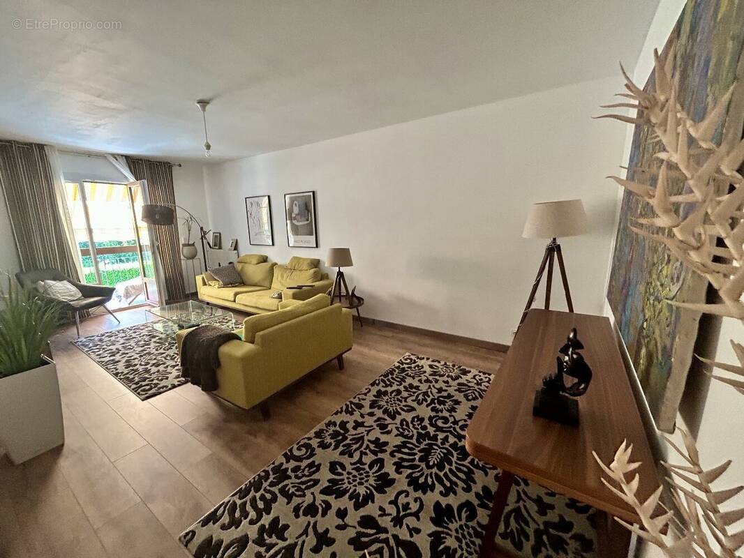 Appartement à CRAN-GEVRIER