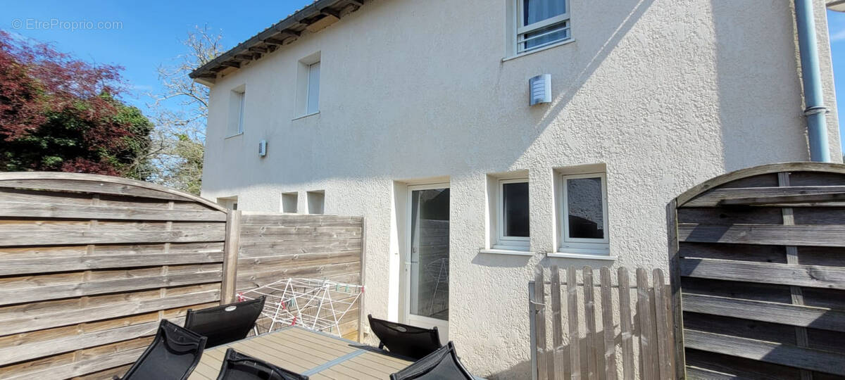 Maison à MONTPELLIER-DE-MEDILLAN