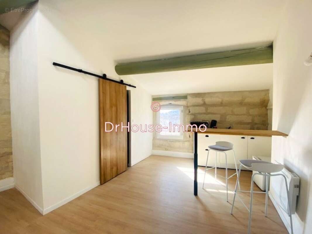 Appartement à UZES