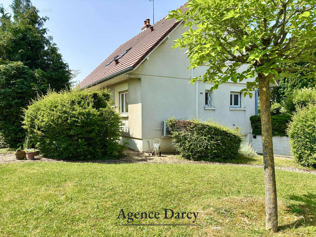 Maison à ASNIERES-LES-DIJON