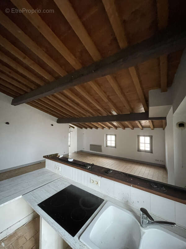 Appartement à BEAUCAIRE