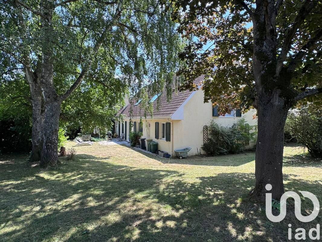 Photo 1 - Maison à SAINT-NOM-LA-BRETECHE