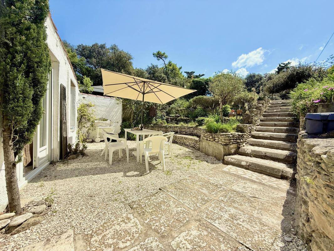 Maison à LA COUARDE-SUR-MER