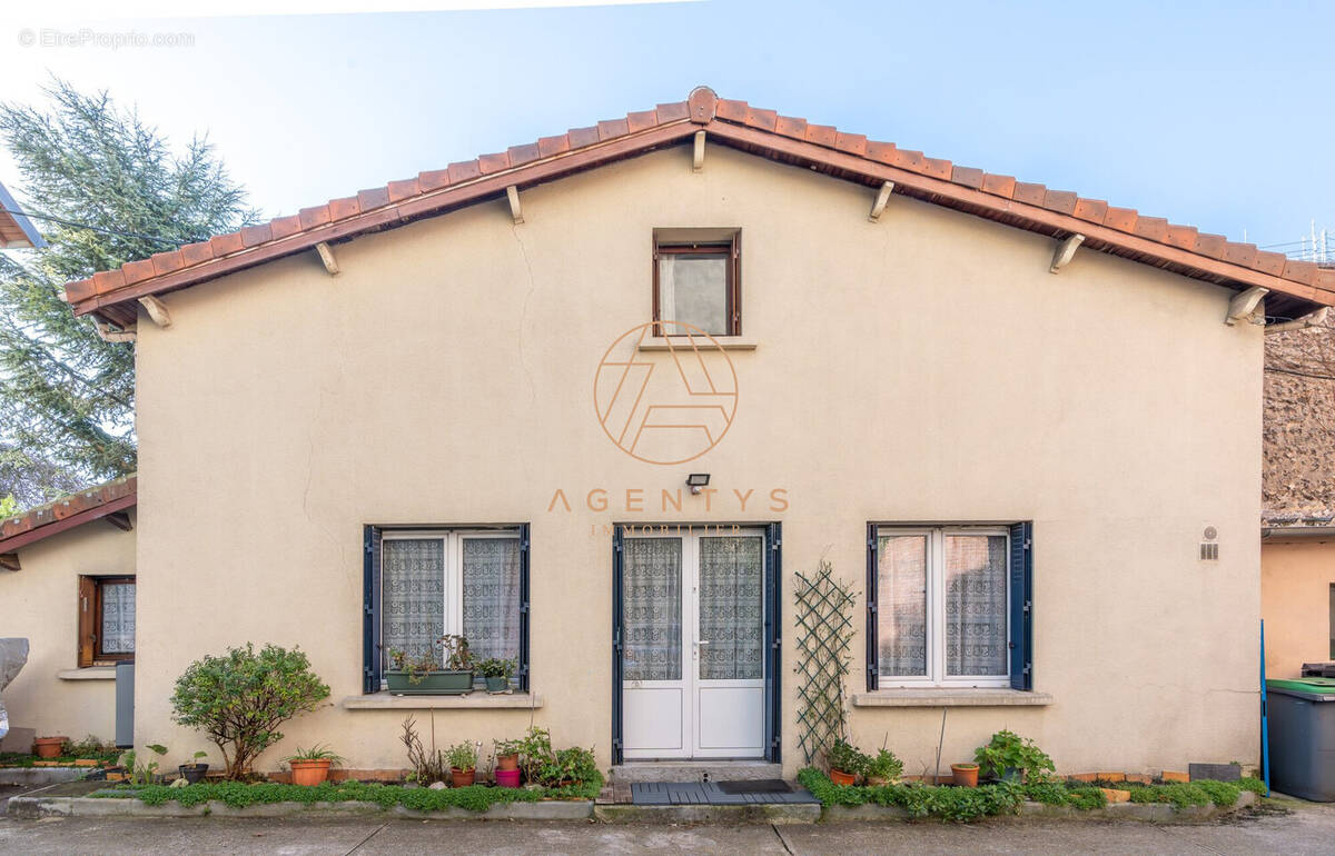 Maison à NOGENT-SUR-MARNE
