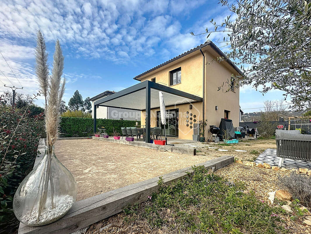 Maison à CALLIAN