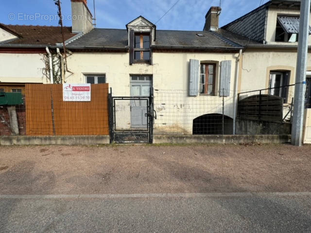 Maison à DECIZE